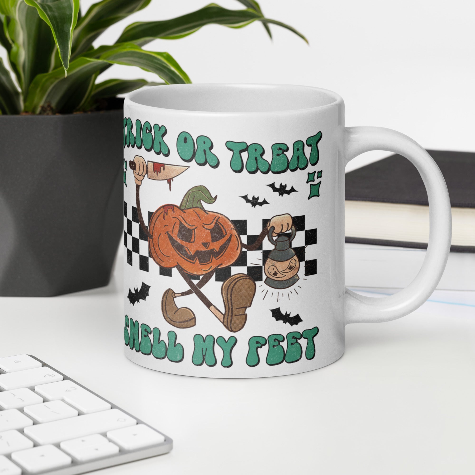 Trick Or Treat Smell My Feet Jack O Lantern Halloween Retro Style Coffee Mug